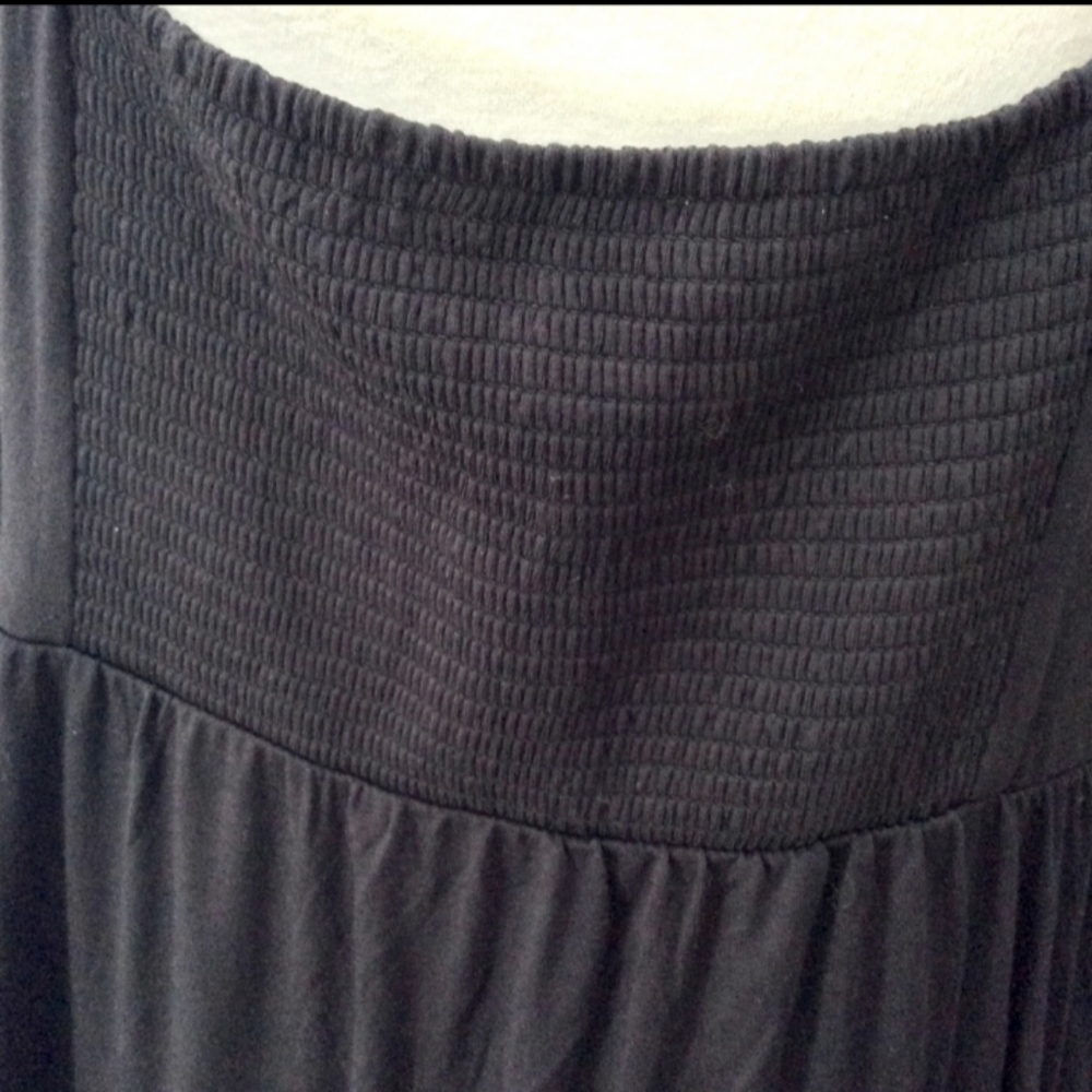 Black Layered Ruffle Dress - Picture 7 of 13